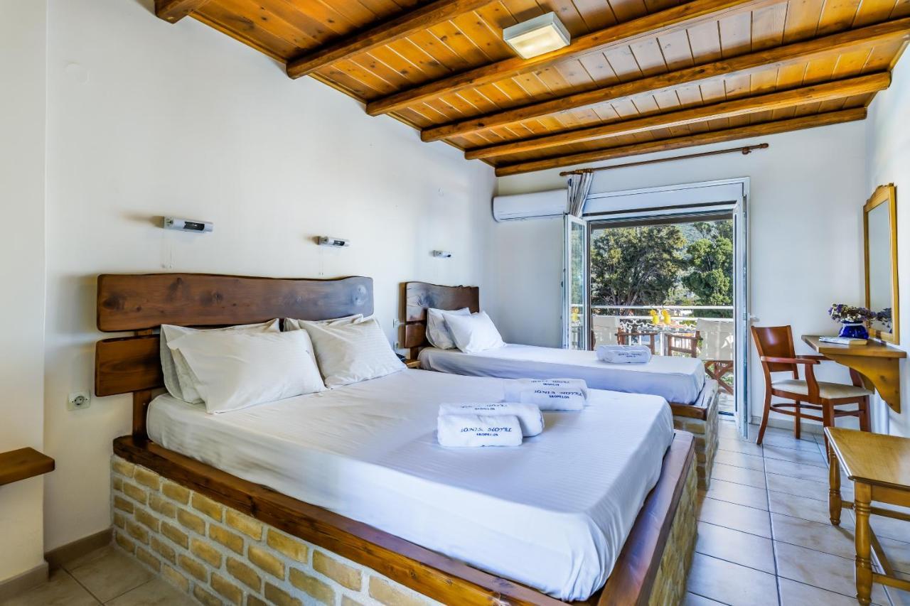 Ionia Hotel Skopelos Town Exterior photo