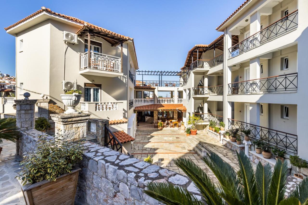 Ionia Hotel Skopelos Town Exterior photo