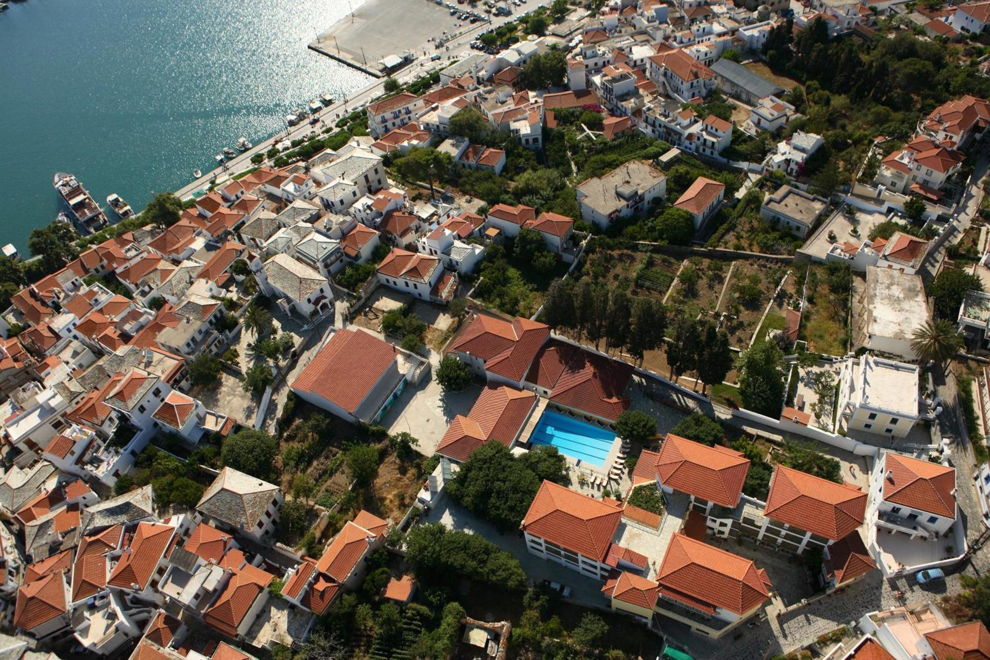 Ionia Hotel Skopelos Town Exterior photo