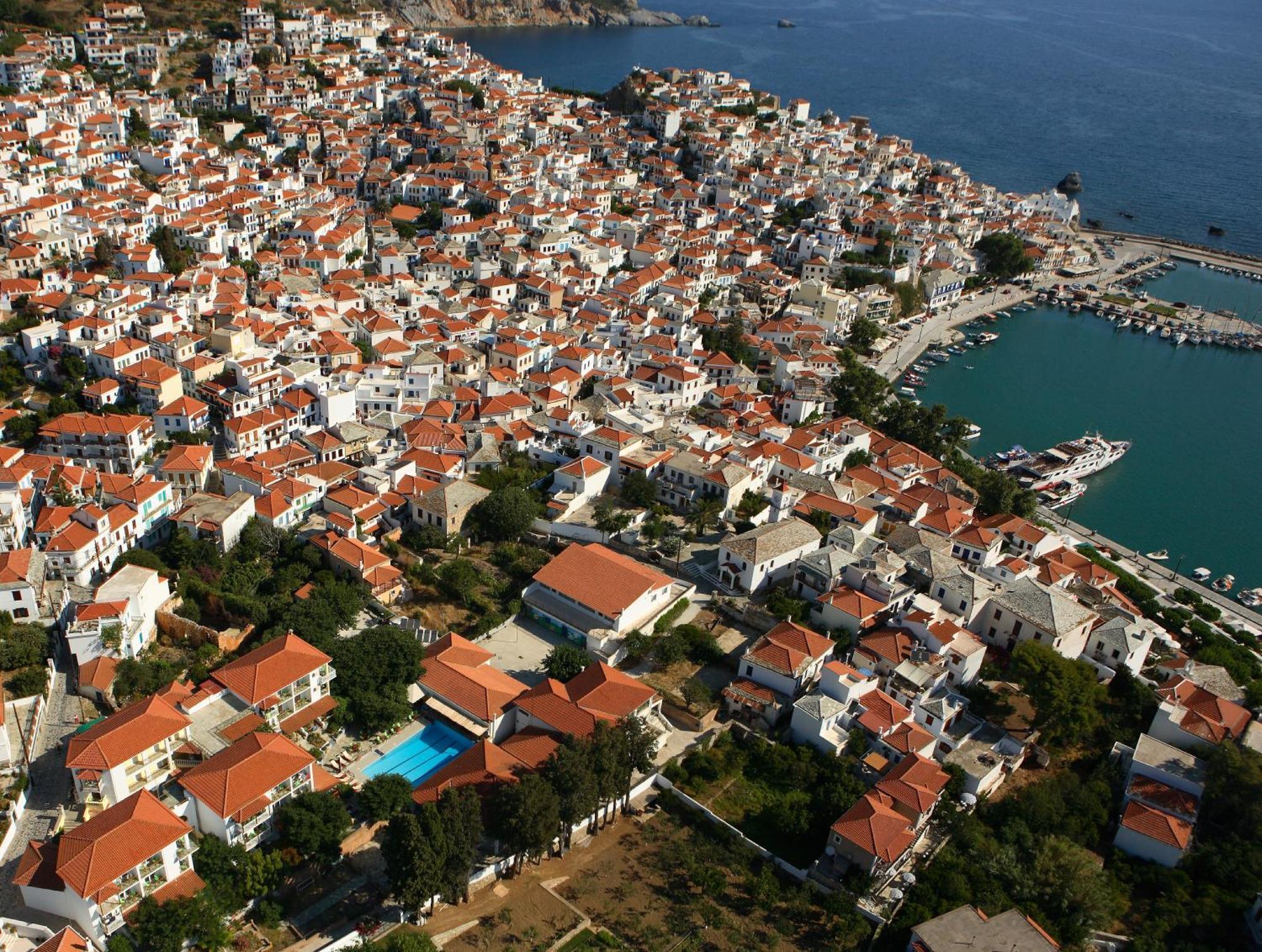 Ionia Hotel Skopelos Town Exterior photo